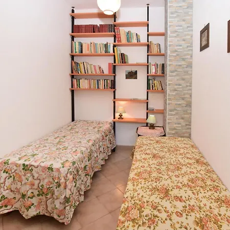 Gorgeous In With Wifi Алассіо