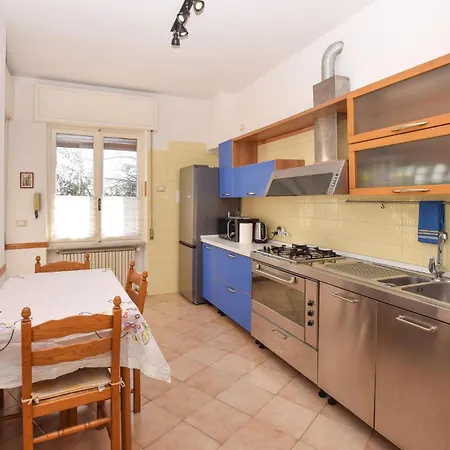 Апартаменти Gorgeous In With Wifi Алассіо