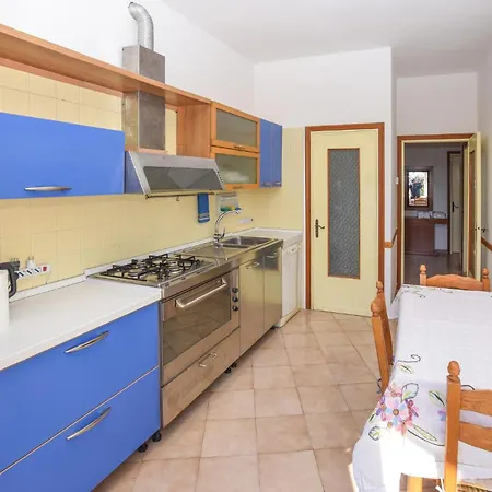 Gorgeous In With Wifi