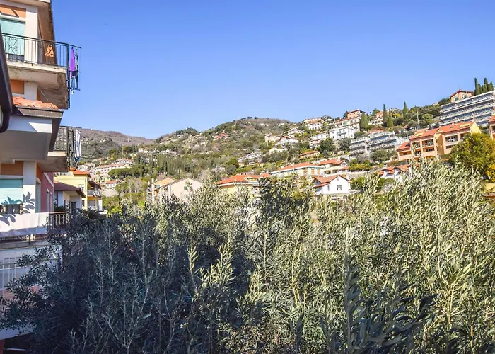 Gorgeous In With Wifi Апартаменти Алассіо